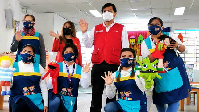 i.e.Elizabeth Espejo de Marroquín